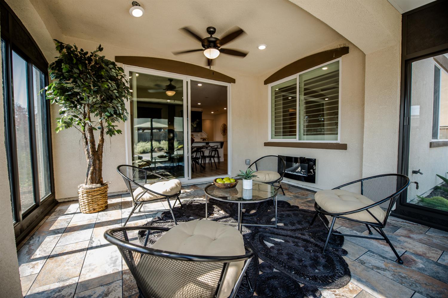 Detail Gallery Image 31 of 37 For 2751 Brookshire Cir, Woodland,  CA 95776 - 5 Beds | 3 Baths