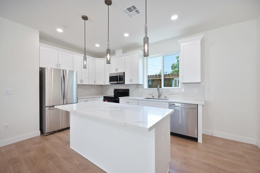 Detail Gallery Image 38 of 61 For 9437 Erwin Ave, Orangevale,  CA 95662 - – Beds | – Baths