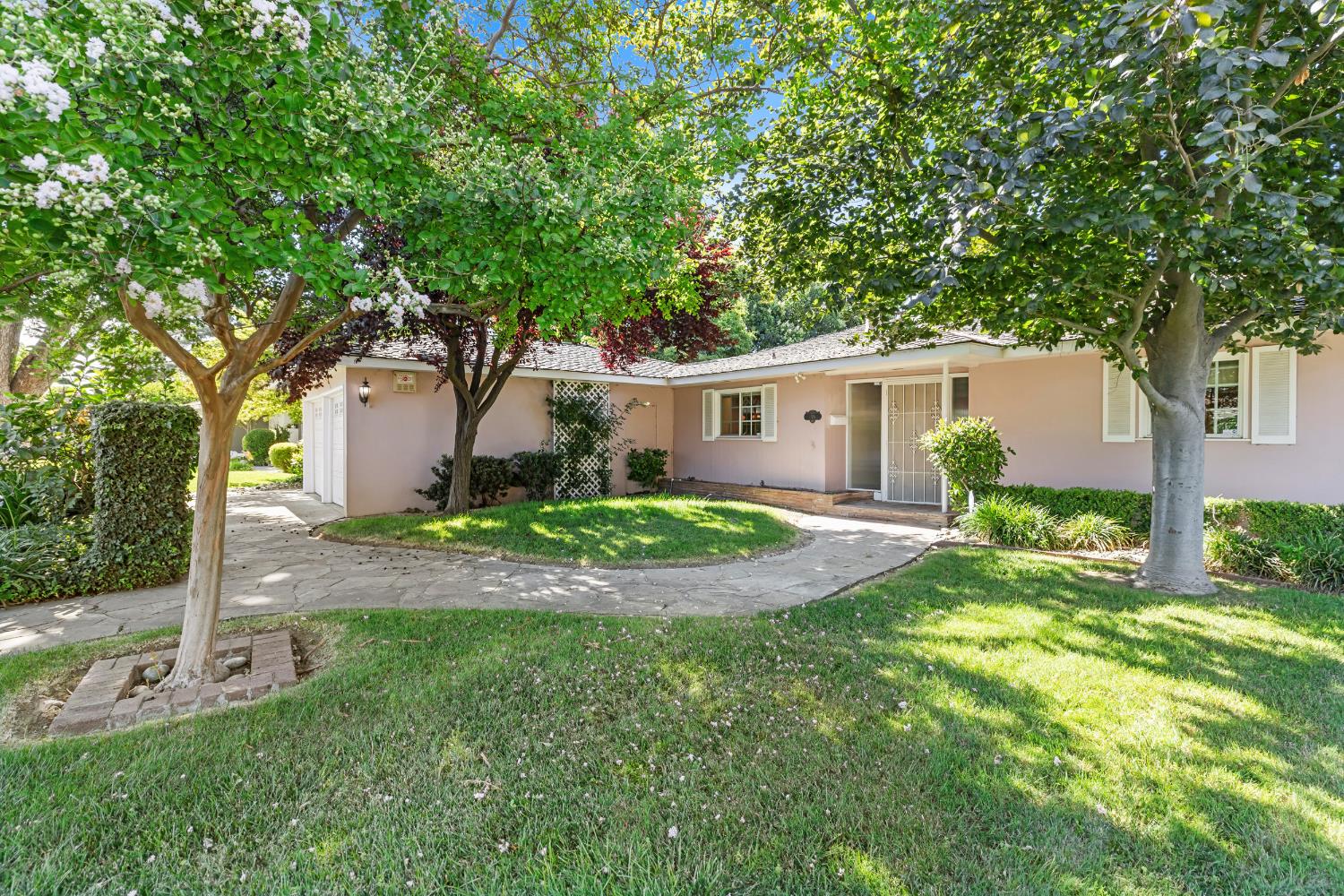 Detail Gallery Image 4 of 34 For 1314 Highland Dr, Modesto,  CA 95354 - 3 Beds | 1/1 Baths