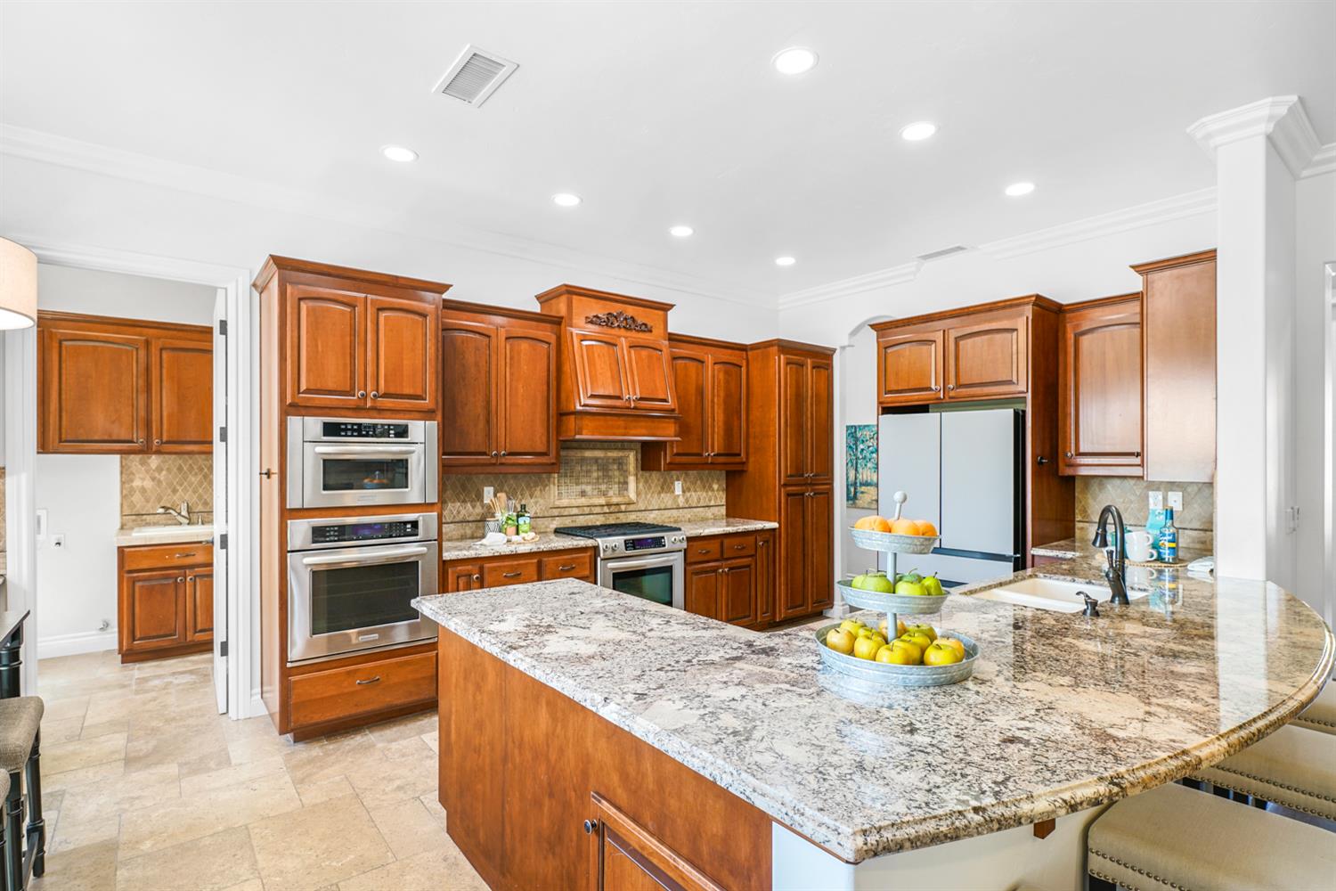 Detail Gallery Image 18 of 65 For 6312 Monument Springs Dr, Rocklin,  CA 95677 - 4 Beds | 3 Baths