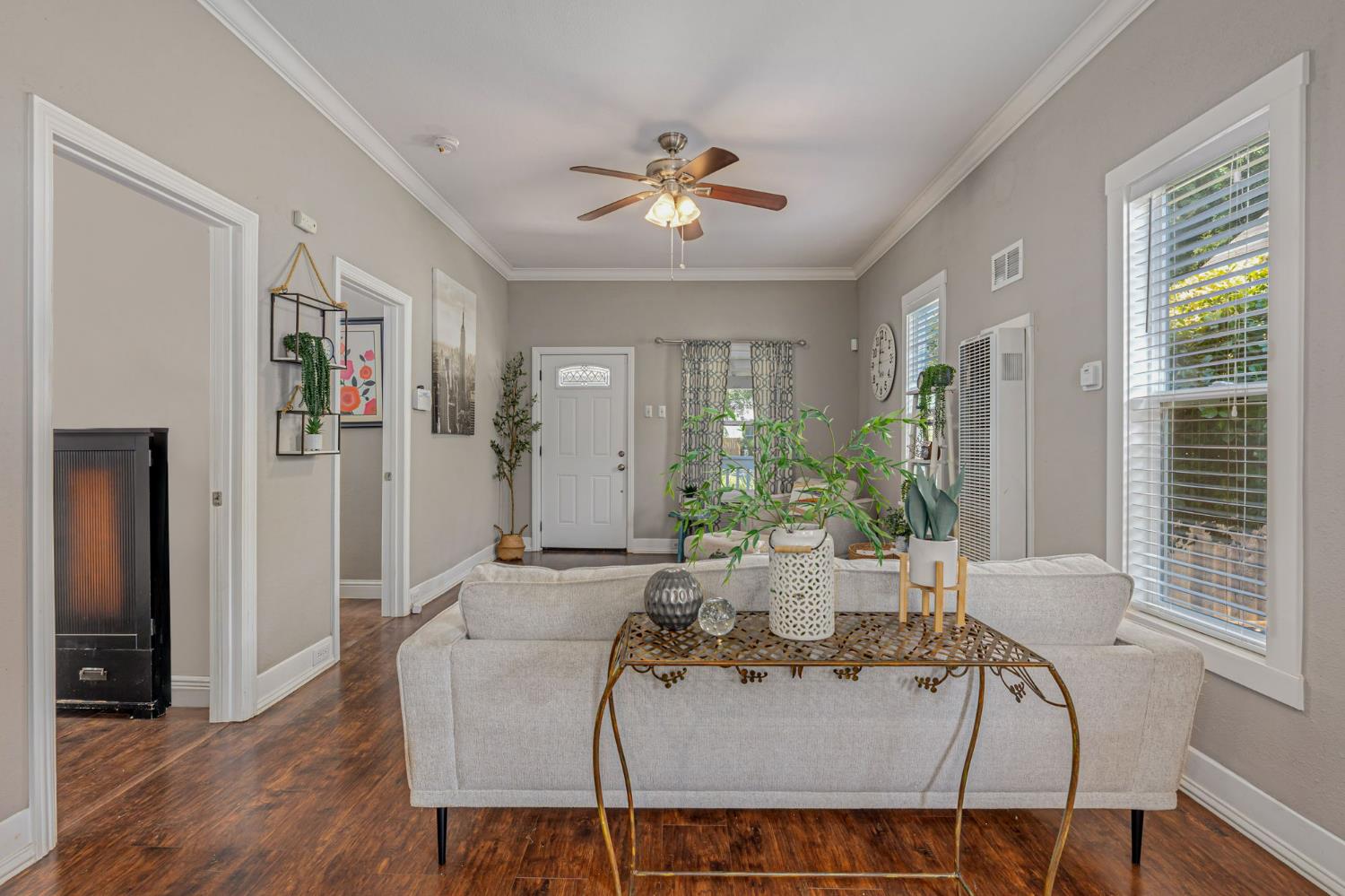Detail Gallery Image 11 of 37 For 725 4th St, Woodland,  CA 95695 - 3 Beds | 1 Baths