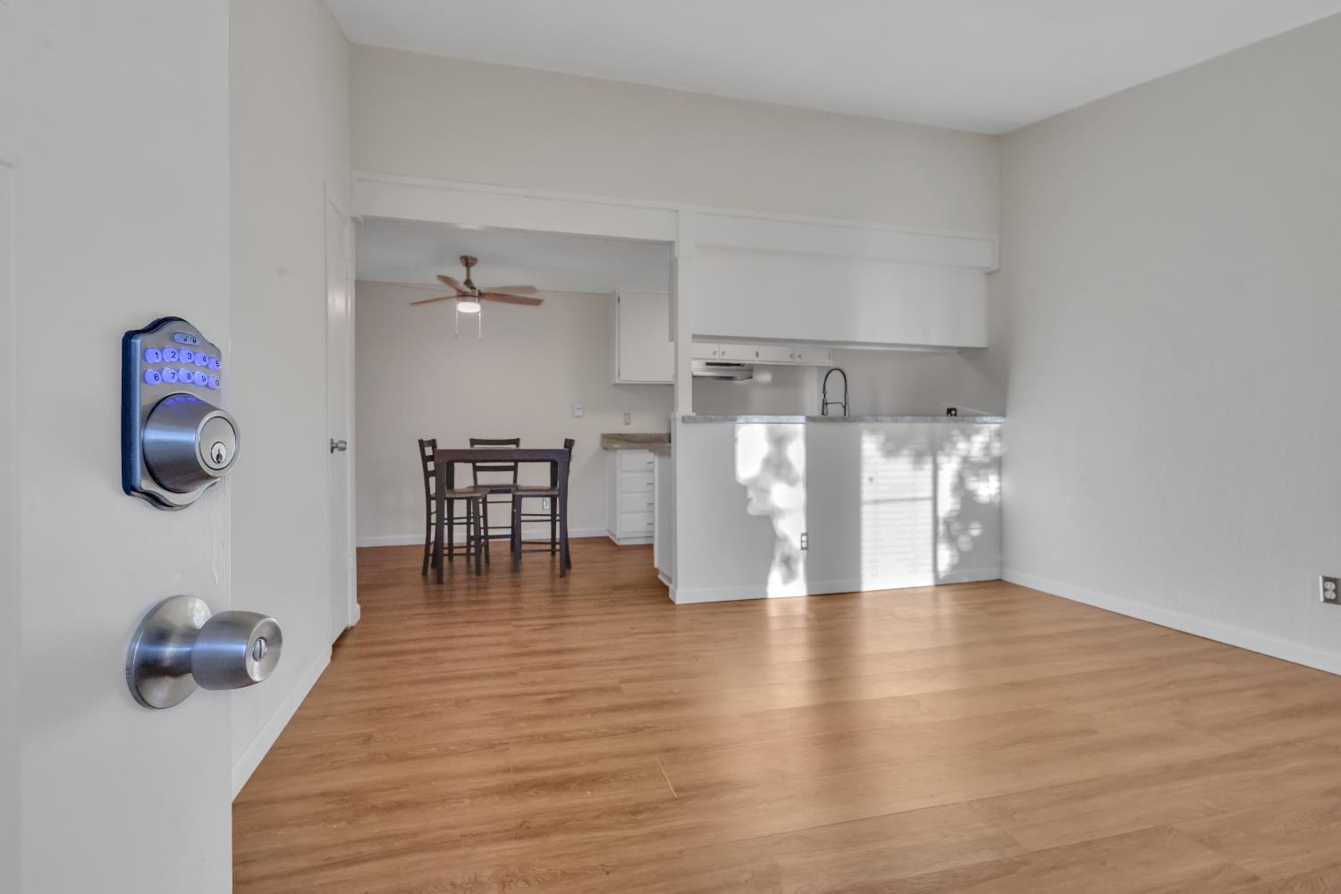 Detail Gallery Image 1 of 37 For 712 Mccoy Ct #59,  Lodi,  CA 95240 - 2 Beds | 1 Baths