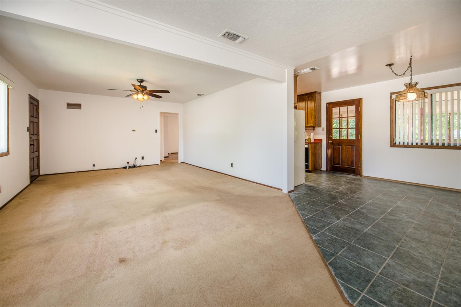 Detail Gallery Image 6 of 43 For 204 Emery St, Winters,  CA 95694 - 3 Beds | 2 Baths