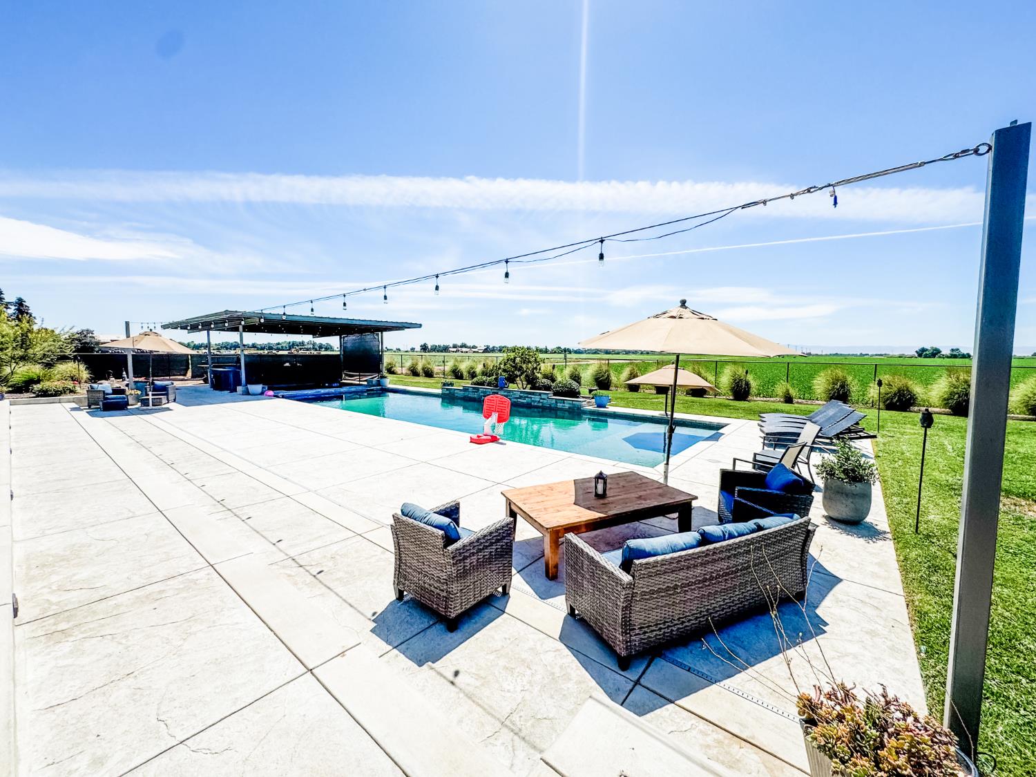 Detail Gallery Image 55 of 74 For 5569 Tegner Rd, Hilmar,  CA 95324 - 4 Beds | 3/1 Baths