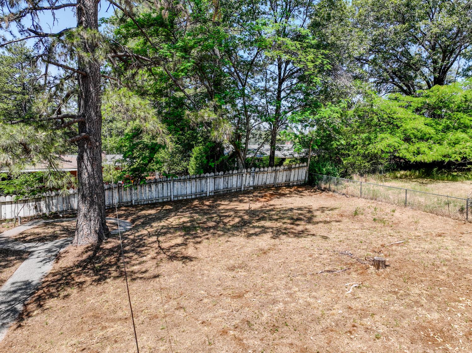 Detail Gallery Image 35 of 43 For 15604 Ridge Estates Rd, Nevada City,  CA 95959 - 2 Beds | 1/1 Baths