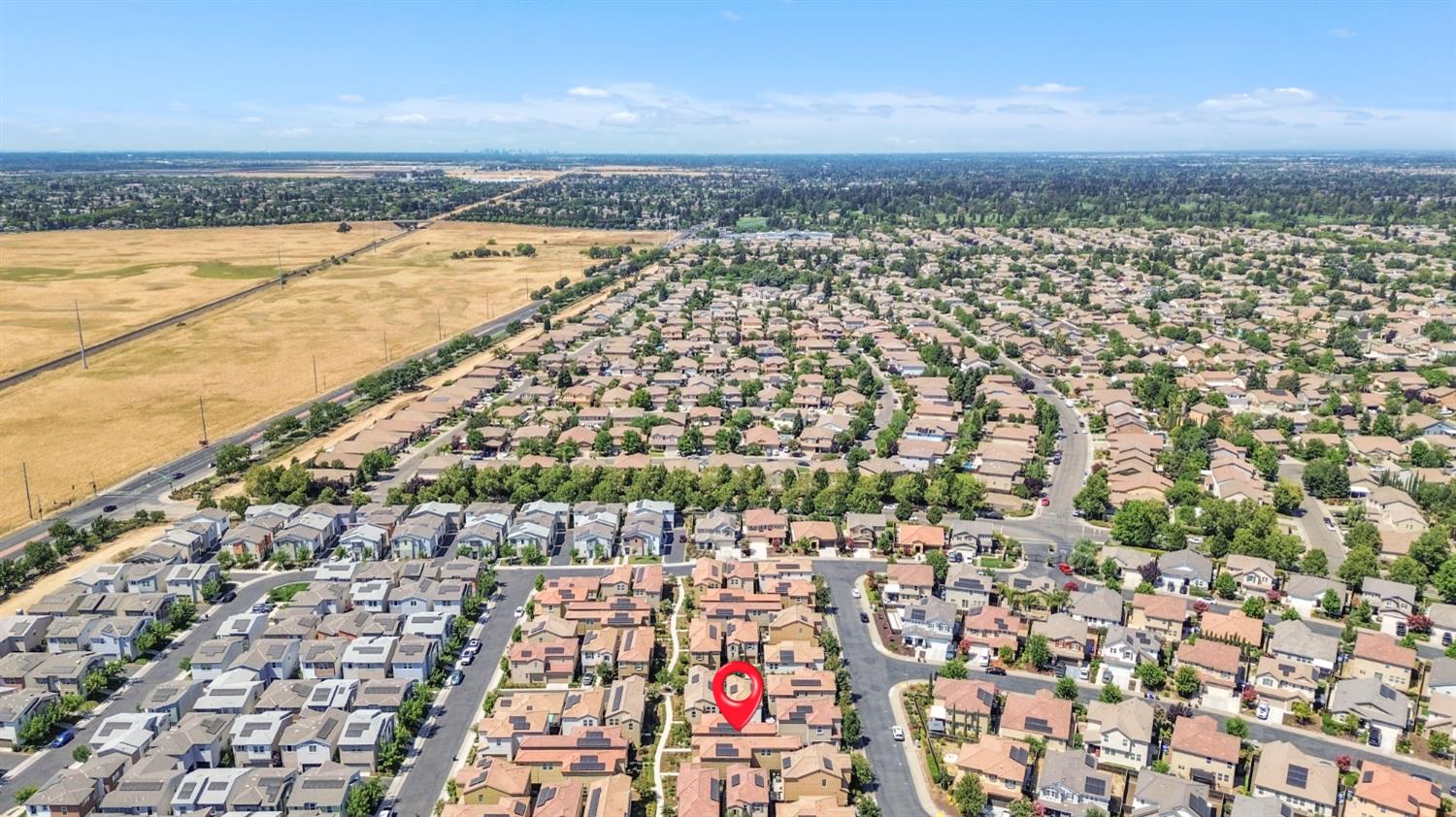 Detail Gallery Image 34 of 35 For 9934 Macabee Ln, Elk Grove,  CA 95757 - 3 Beds | 2/1 Baths