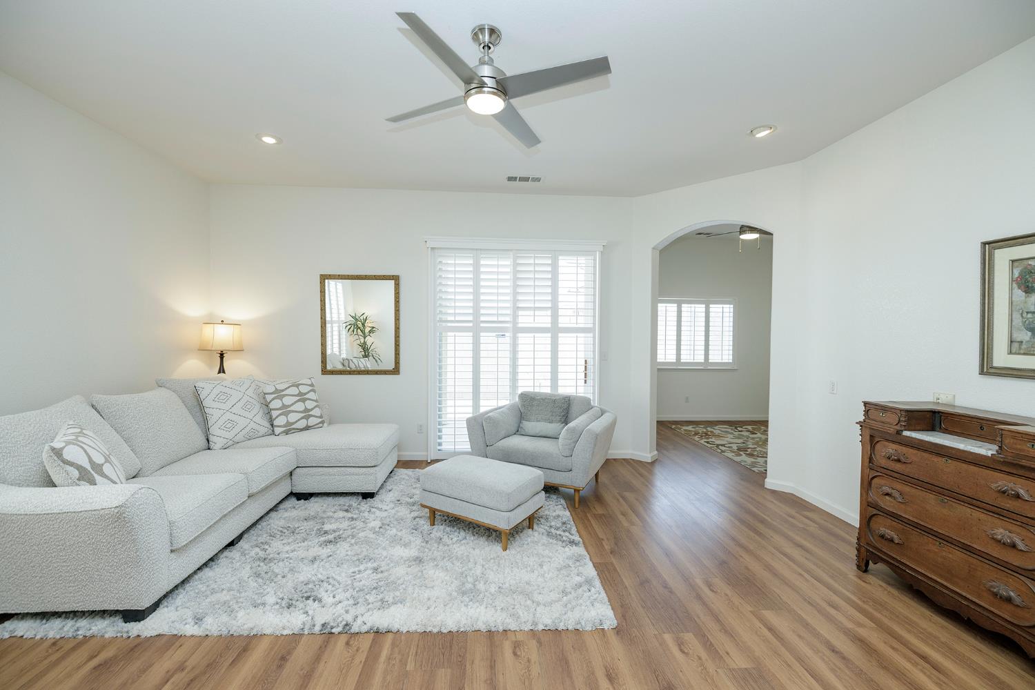 Detail Gallery Image 12 of 35 For 157 Little Johns Creek Dr, Oakdale,  CA 95361 - 2 Beds | 2 Baths