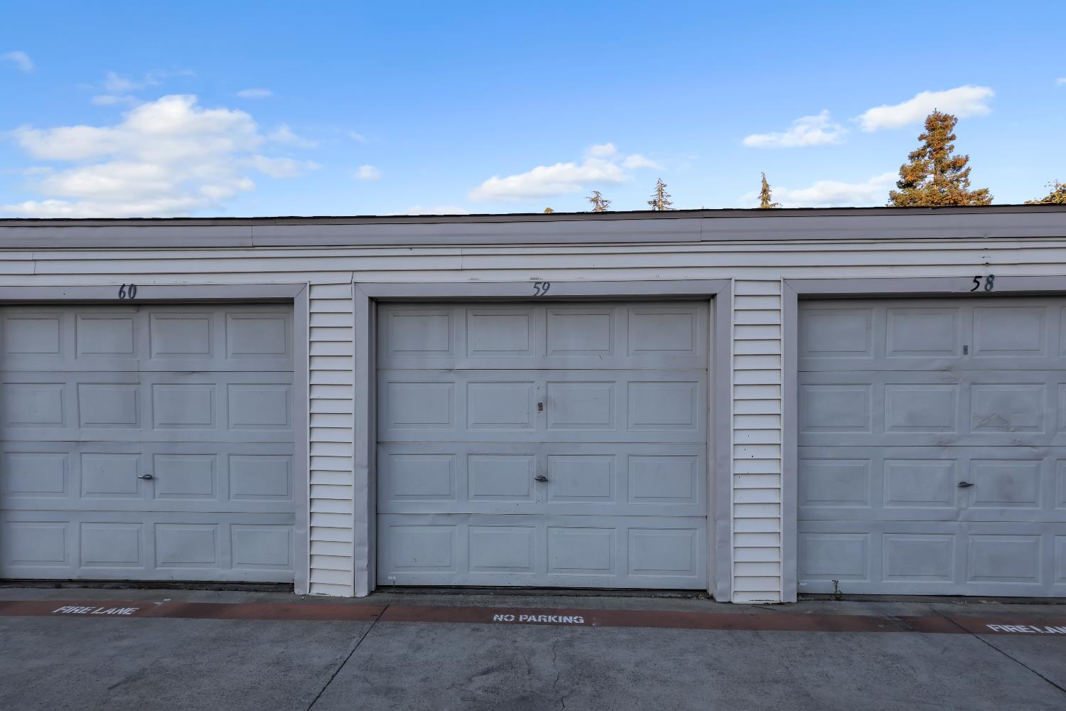 Detail Gallery Image 34 of 37 For 712 Mccoy Ct #59,  Lodi,  CA 95240 - 2 Beds | 1 Baths