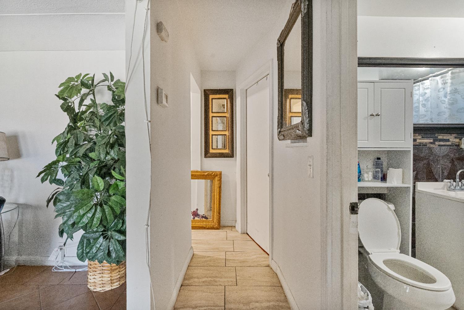 Detail Gallery Image 12 of 22 For 1260 T St, Merced,  CA 95341 - 2 Beds | 1 Baths