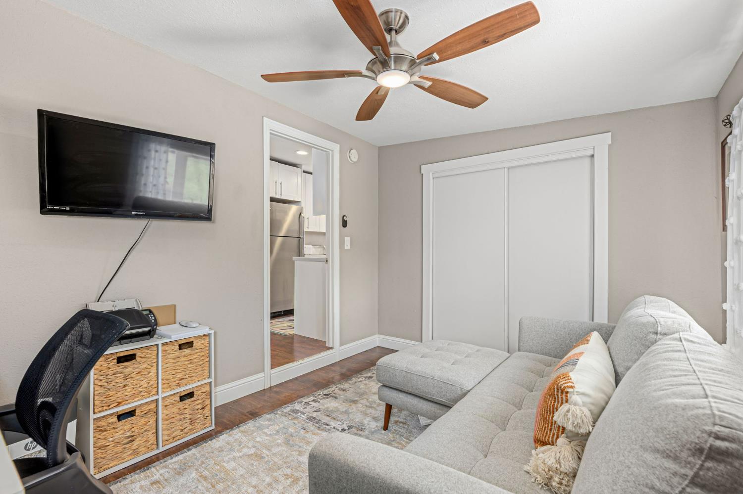 Detail Gallery Image 24 of 37 For 725 4th St, Woodland,  CA 95695 - 3 Beds | 1 Baths