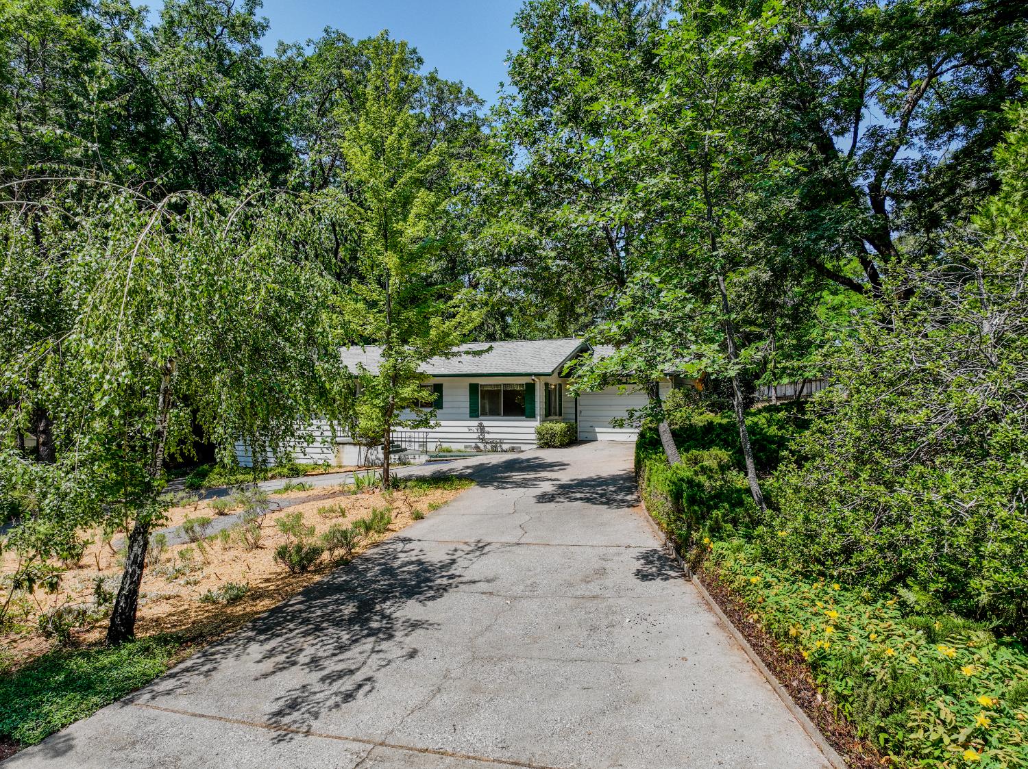 Detail Gallery Image 32 of 43 For 15604 Ridge Estates Rd, Nevada City,  CA 95959 - 2 Beds | 1/1 Baths