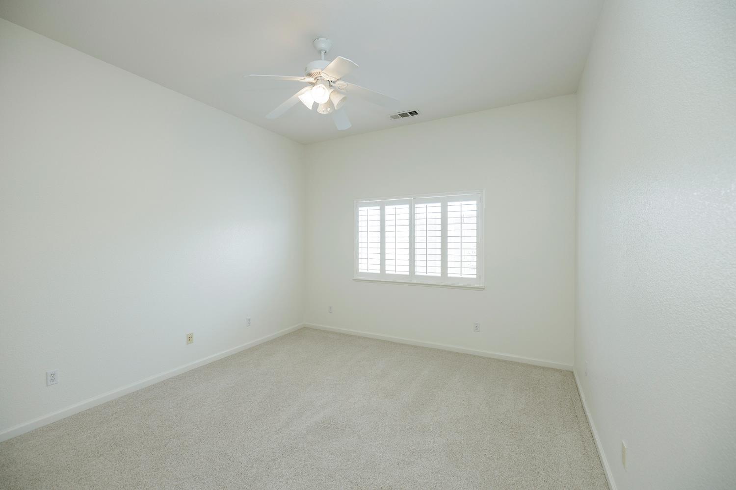 Detail Gallery Image 19 of 35 For 157 Little Johns Creek Dr, Oakdale,  CA 95361 - 2 Beds | 2 Baths