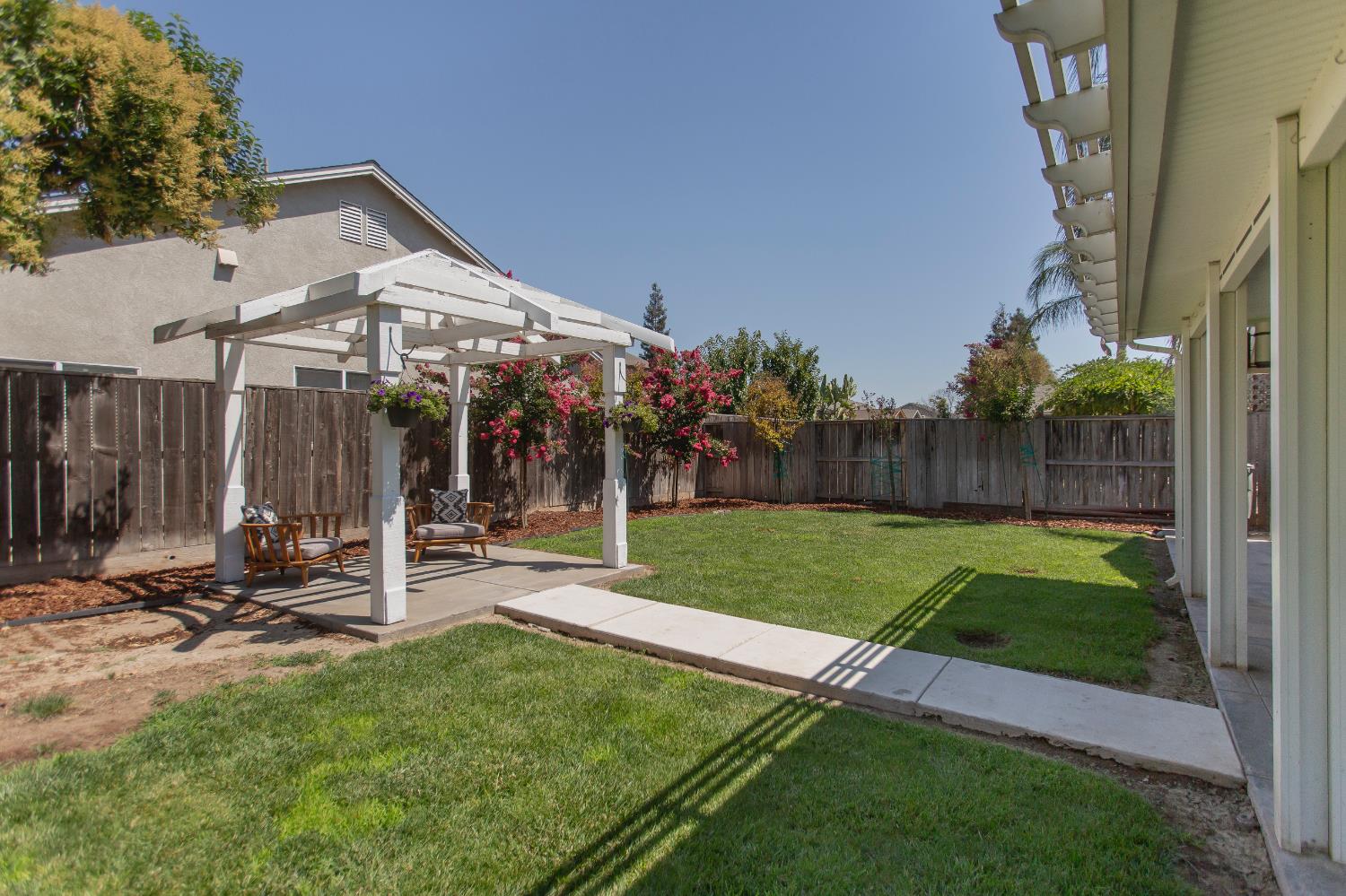 Detail Gallery Image 30 of 31 For 5542 Chancellor Way, Riverbank,  CA 95367 - 3 Beds | 2/1 Baths