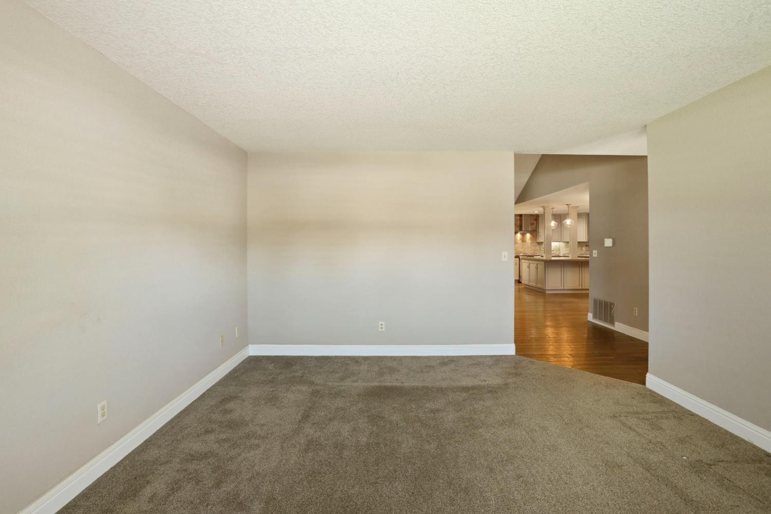 Detail Gallery Image 23 of 50 For 2404 Dutchollow Ct, Modesto,  CA 95356 - 3 Beds | 2 Baths