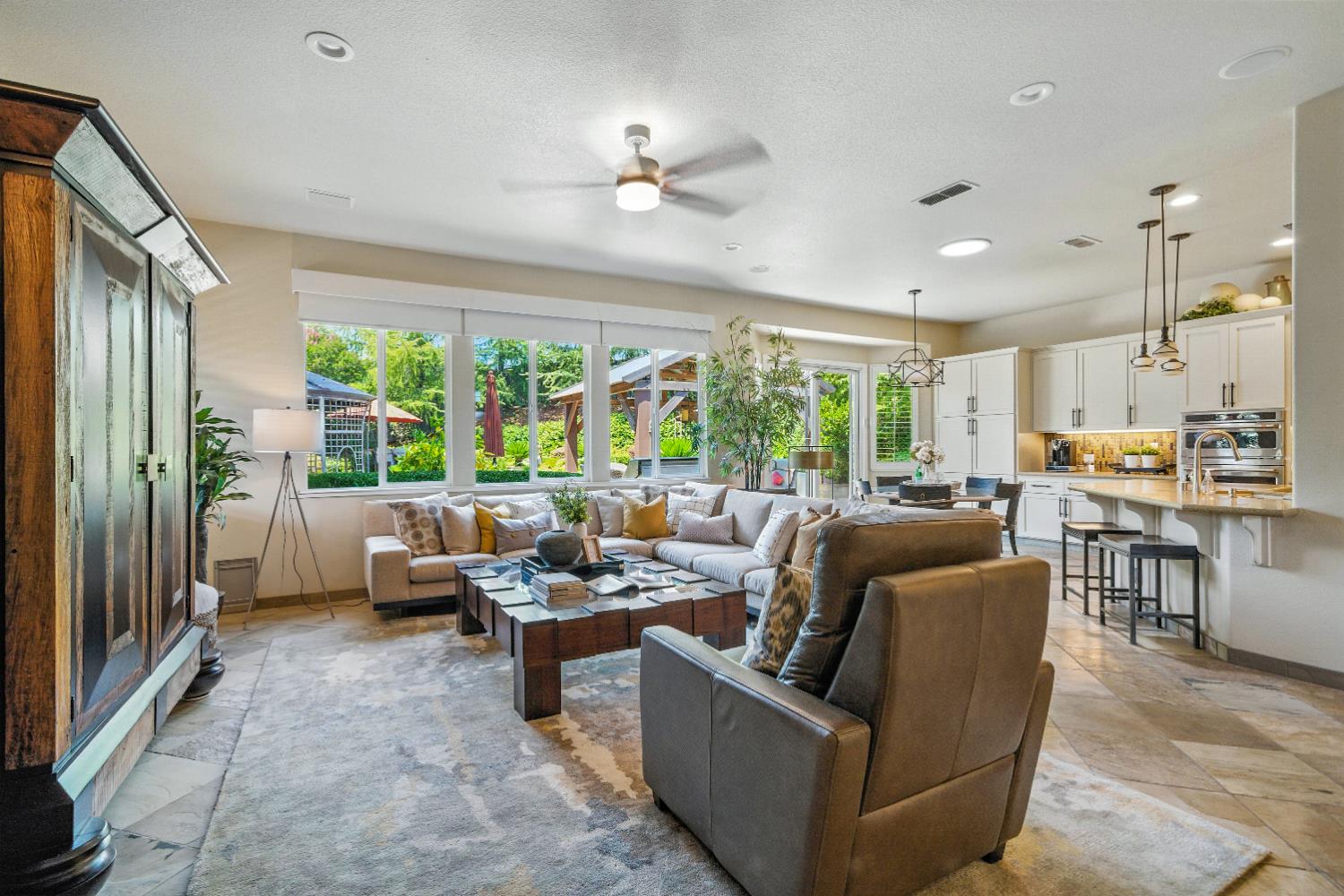 Detail Gallery Image 23 of 78 For 3001 Grasmere Cir, Roseville,  CA 95661 - 2 Beds | 2 Baths