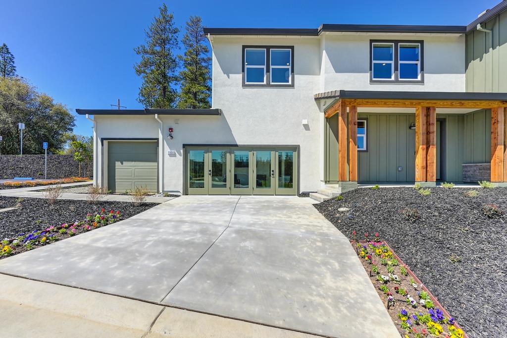 Detail Gallery Image 2 of 31 For 3022 Constellation Ave, Placerville,  CA 95667 - 4 Beds | 3/1 Baths
