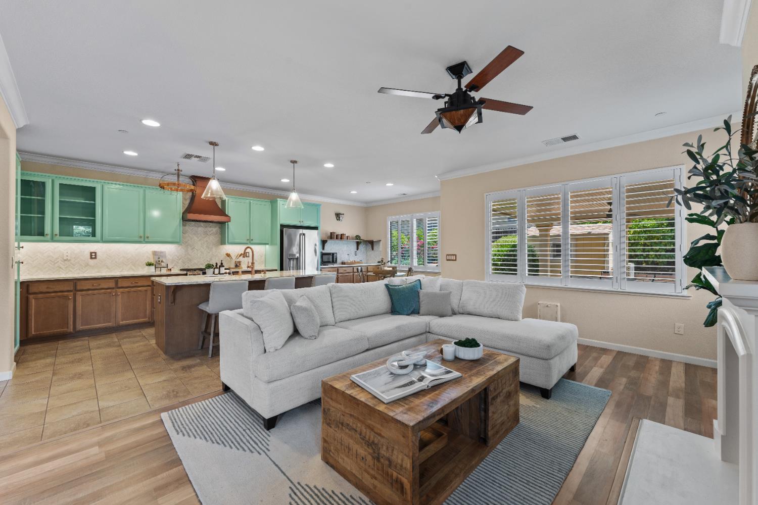Detail Gallery Image 7 of 61 For 206 Calistoga Ct, El Dorado Hills,  CA 95762 - 3 Beds | 2/1 Baths