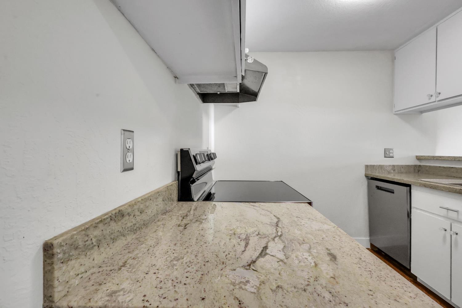 Detail Gallery Image 12 of 37 For 712 Mccoy Ct #59,  Lodi,  CA 95240 - 2 Beds | 1 Baths