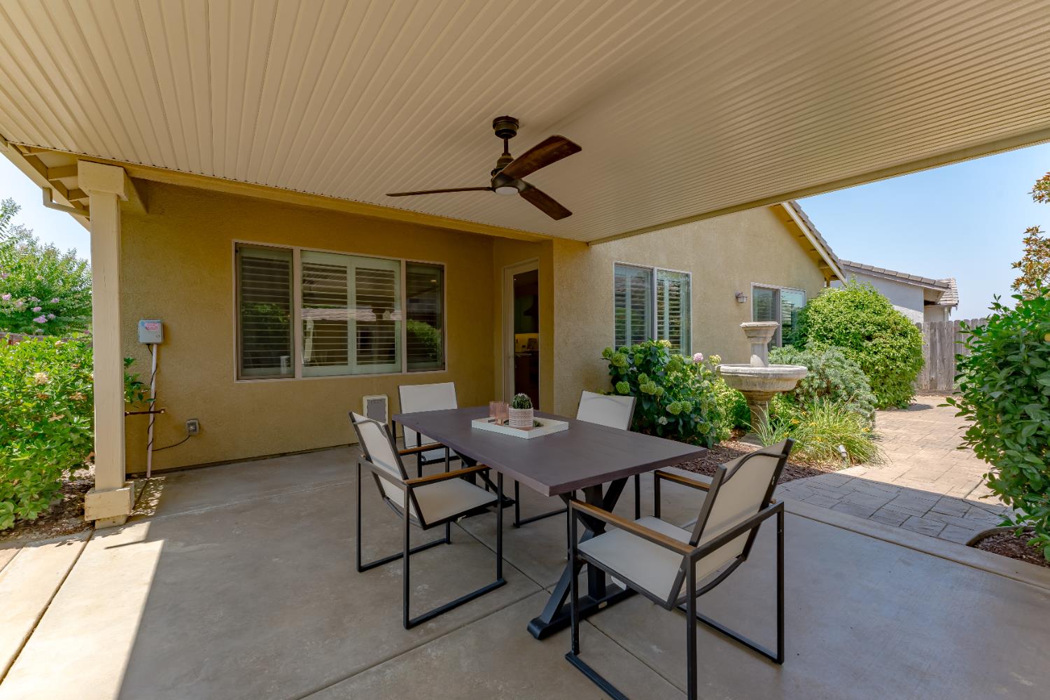Detail Gallery Image 32 of 61 For 206 Calistoga Ct, El Dorado Hills,  CA 95762 - 3 Beds | 2/1 Baths