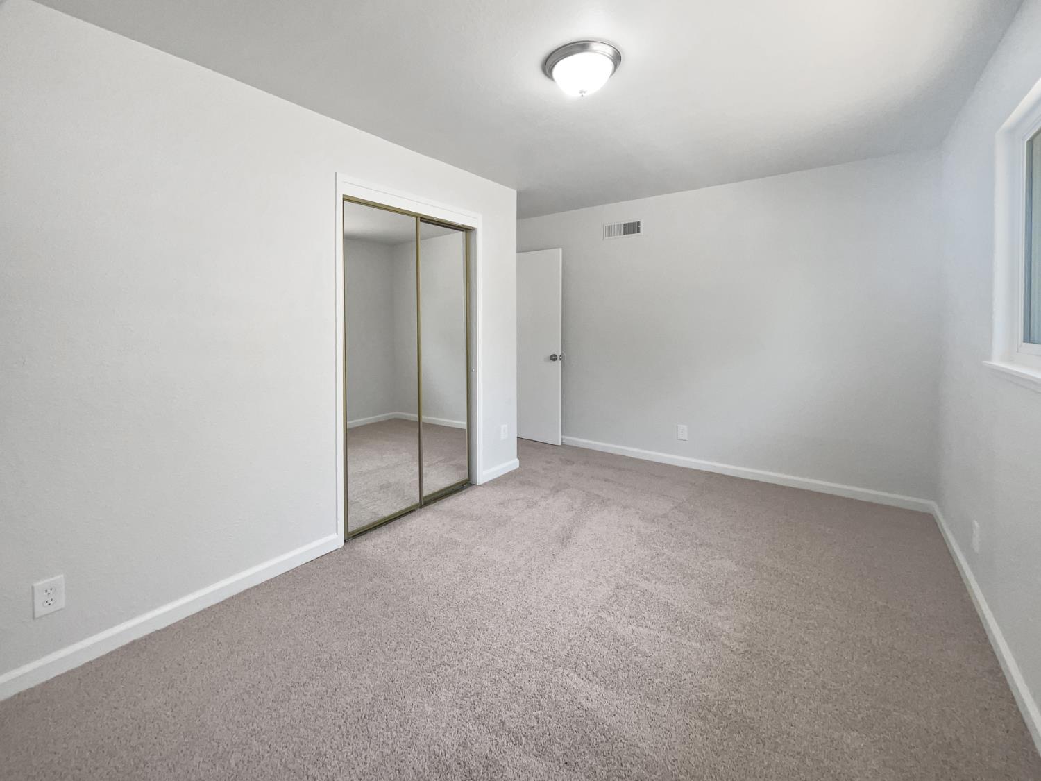 Detail Gallery Image 17 of 20 For 1129 Rideout Way, Marysville,  CA 95901 - 4 Beds | 2 Baths