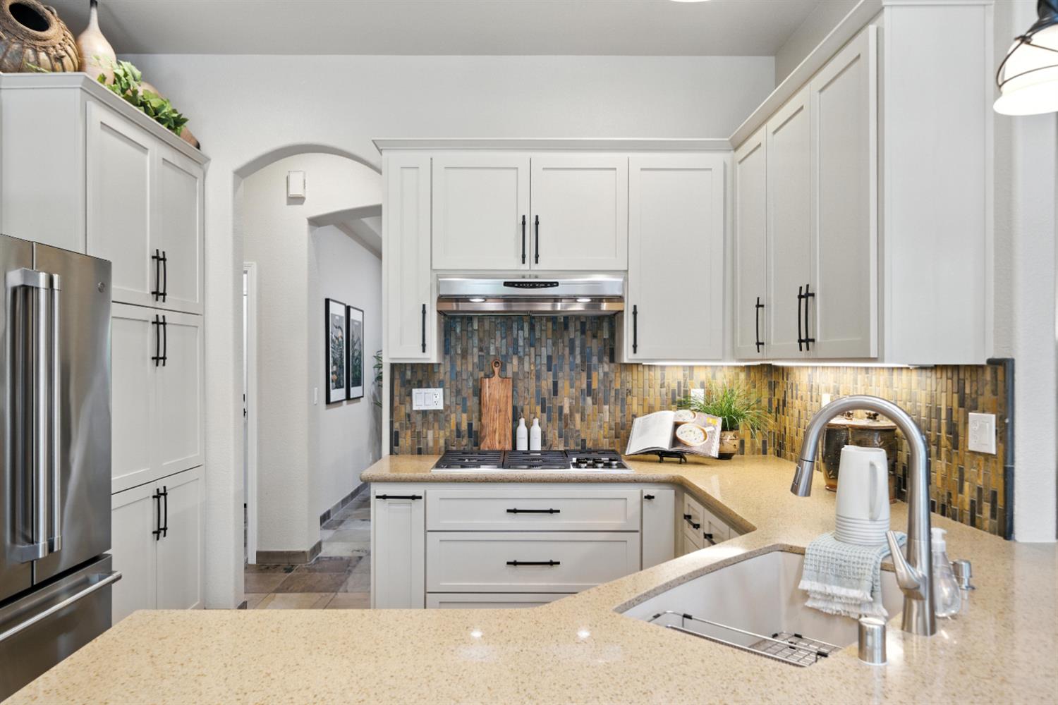 Detail Gallery Image 27 of 78 For 3001 Grasmere Cir, Roseville,  CA 95661 - 2 Beds | 2 Baths