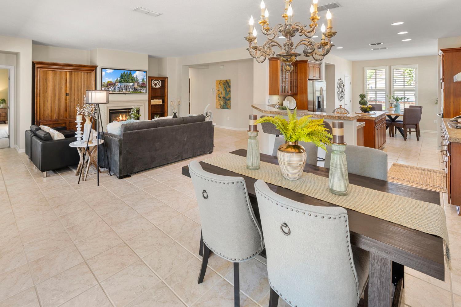 Detail Gallery Image 13 of 36 For 1960 Viola View Ct, Lincoln,  CA 95648 - 2 Beds | 2 Baths