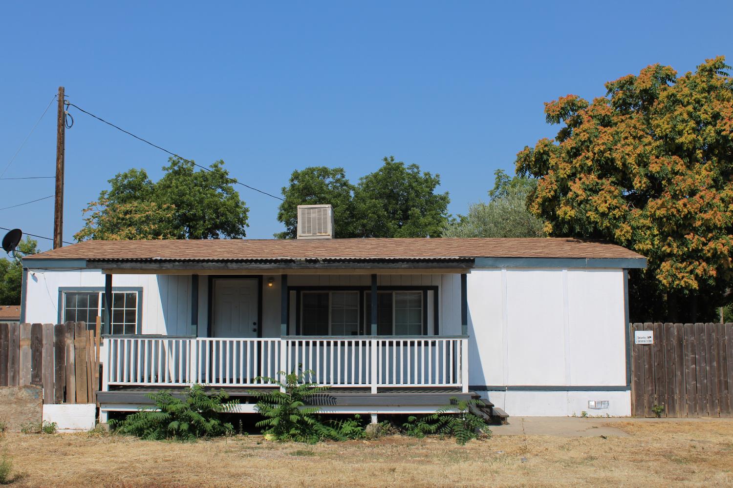 Detail Gallery Image 2 of 28 For 2615 Wyandotte Ave, Oroville,  CA 95966 - 3 Beds | 2 Baths