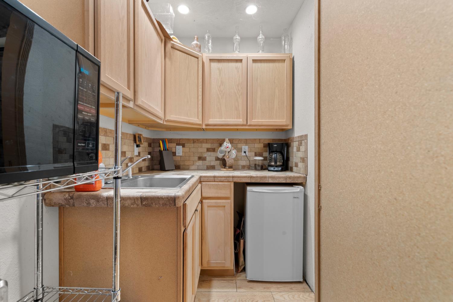 Detail Gallery Image 31 of 36 For 3360 Black Ridge Rd, Greenwood,  CA 95635 - 2 Beds | 1 Baths