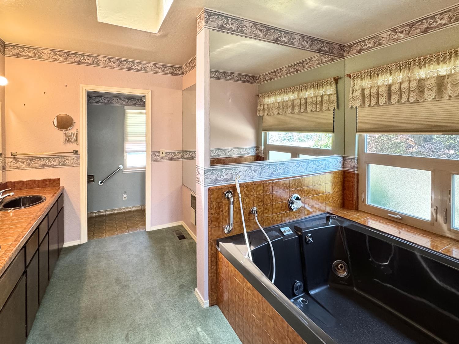 Detail Gallery Image 17 of 38 For 16169 Tina Ct, Grass Valley,  CA 95945 - 3 Beds | 3 Baths