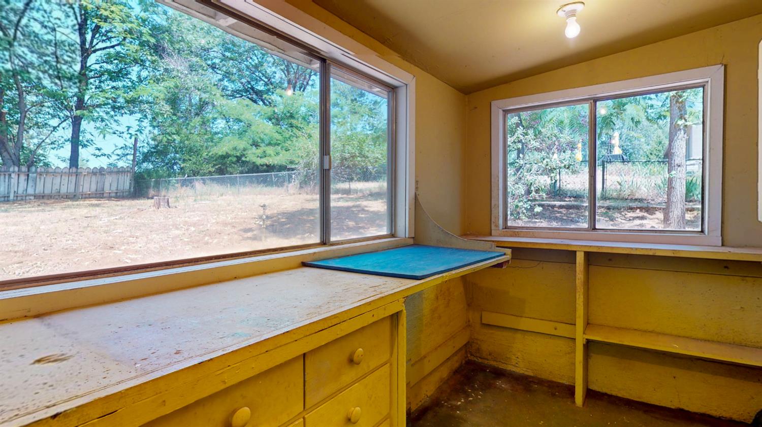 Detail Gallery Image 25 of 43 For 15604 Ridge Estates Rd, Nevada City,  CA 95959 - 2 Beds | 1/1 Baths