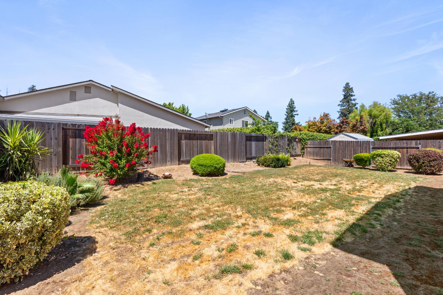 Detail Gallery Image 24 of 26 For 9251 Carla Way, Sacramento,  CA 95826 - 4 Beds | 2/1 Baths