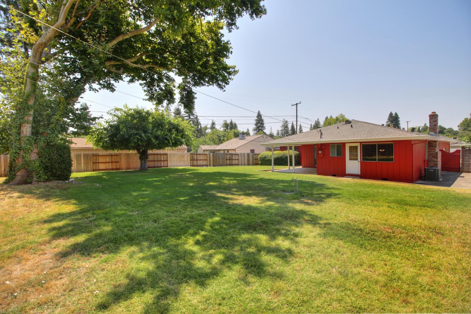 Detail Gallery Image 34 of 38 For 3845 Lynwood Way, Sacramento,  CA 95864 - 3 Beds | 3 Baths