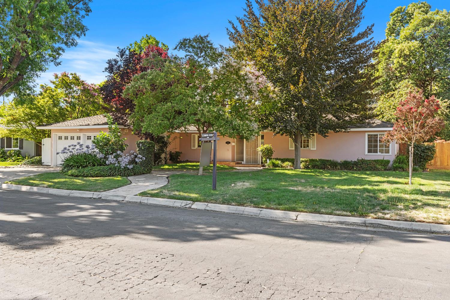 Detail Gallery Image 2 of 34 For 1314 Highland Dr, Modesto,  CA 95354 - 3 Beds | 1/1 Baths