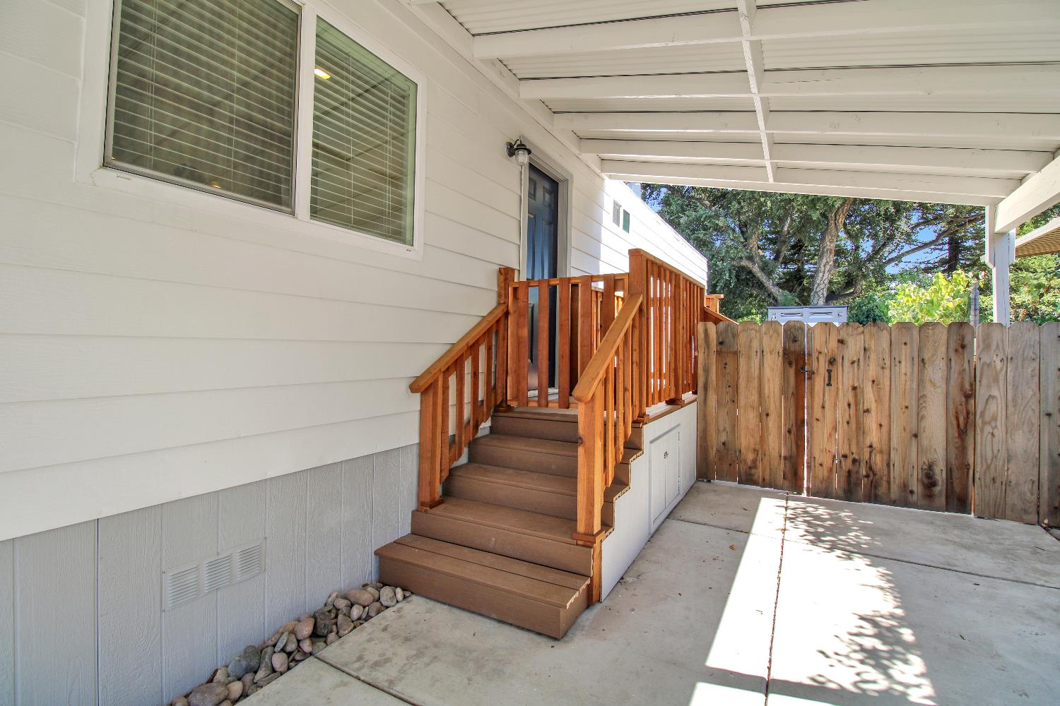 Detail Gallery Image 6 of 34 For 2307 Oakdale Rd 100, Modesto,  CA 95355 - 2 Beds | 2 Baths
