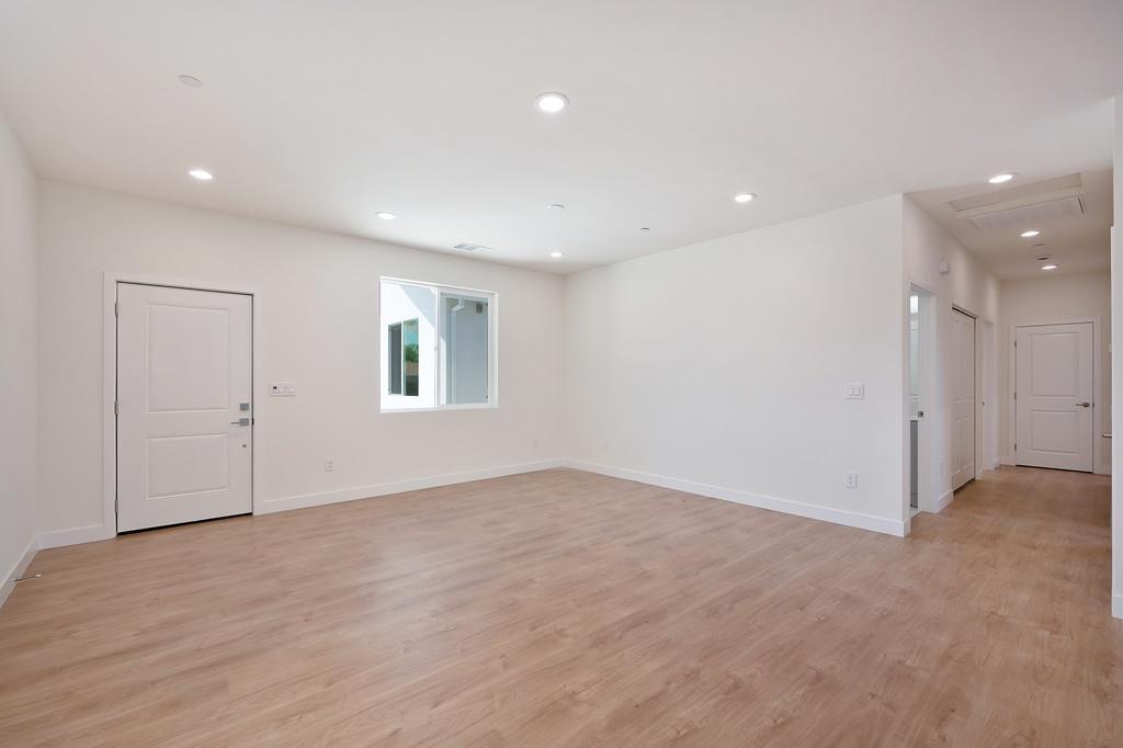 Detail Gallery Image 37 of 61 For 9437 Erwin Ave, Orangevale,  CA 95662 - – Beds | – Baths