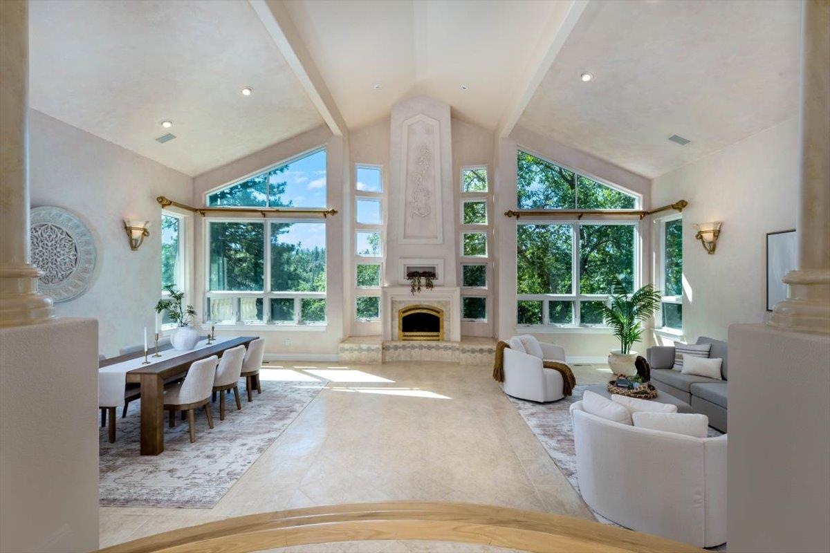 Detail Gallery Image 11 of 97 For 14031 Gochine Dr, Nevada City,  CA 95959 - 4 Beds | 3/1 Baths