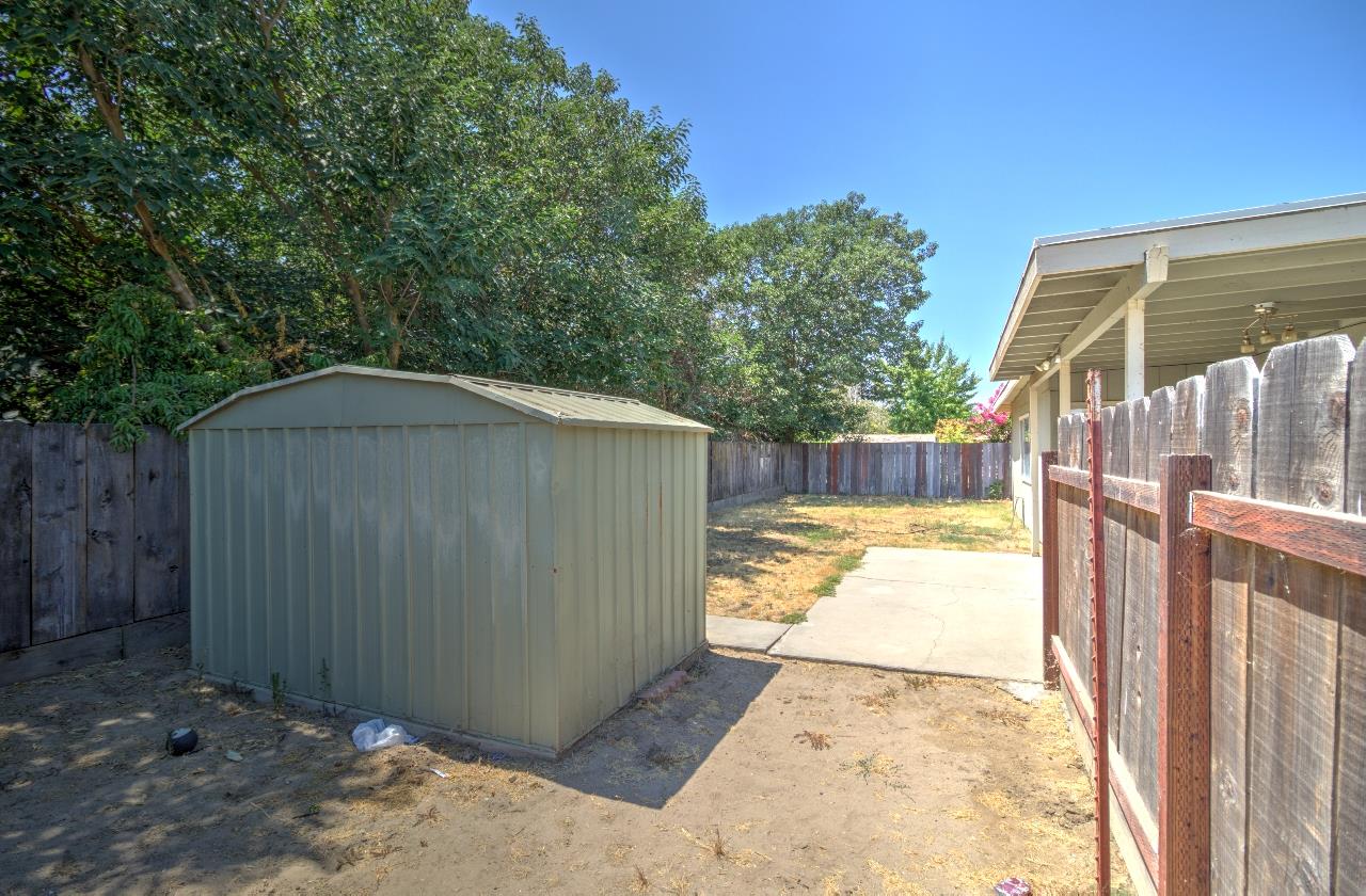 Detail Gallery Image 31 of 33 For 400 Elm Ave, Atwater,  CA 95301 - 4 Beds | 2 Baths