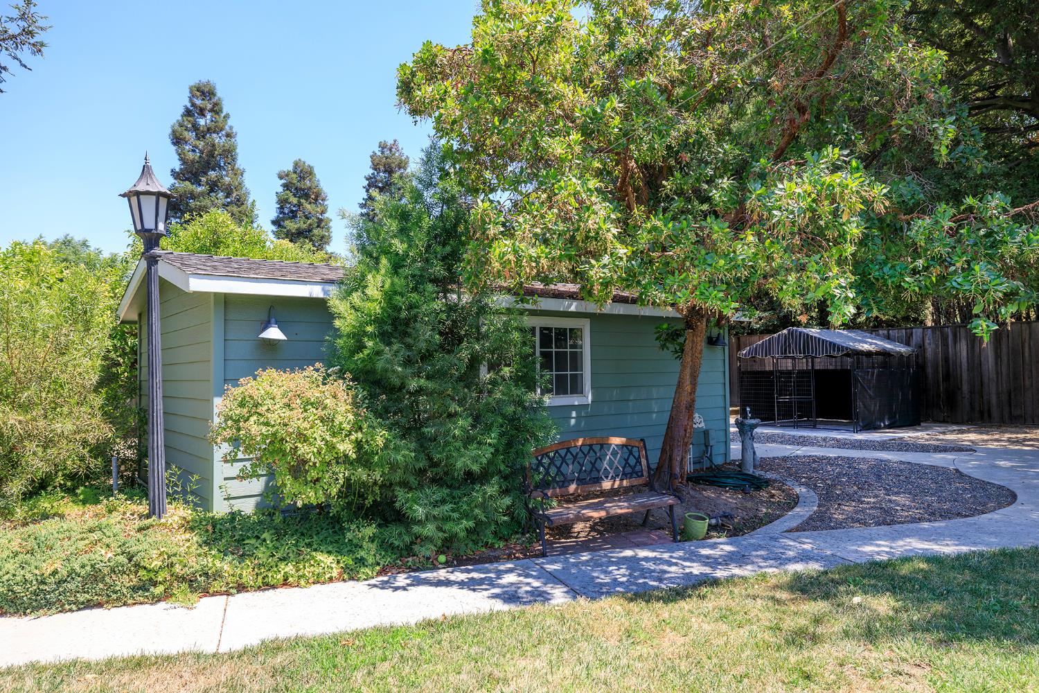 Detail Gallery Image 65 of 68 For 3128 Esta Ave, Modesto,  CA 95355 - 3 Beds | 3 Baths
