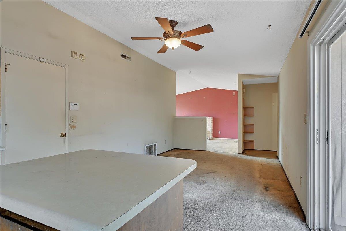 Detail Gallery Image 9 of 22 For 1450 Whyler Rd #39,  Yuba City,  CA 95993 - 3 Beds | 2 Baths
