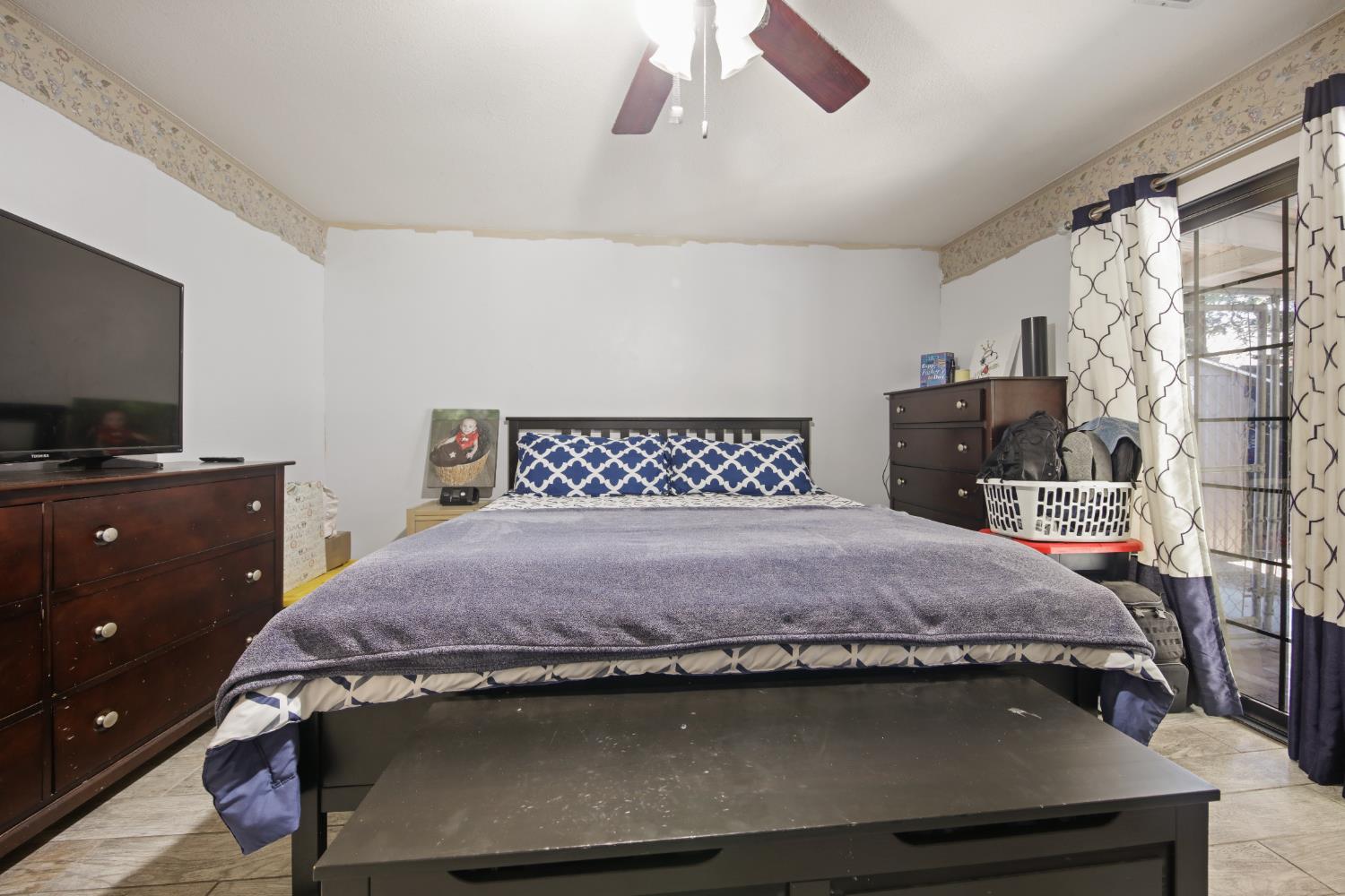 Detail Gallery Image 24 of 30 For 2962 Smoke Tree Cir, Stockton,  CA 95209 - 3 Beds | 2 Baths