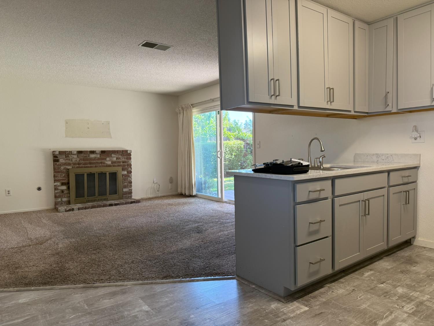 Detail Gallery Image 11 of 27 For 4000 Blue Bird Dr, Modesto,  CA 95356 - 3 Beds | 2 Baths