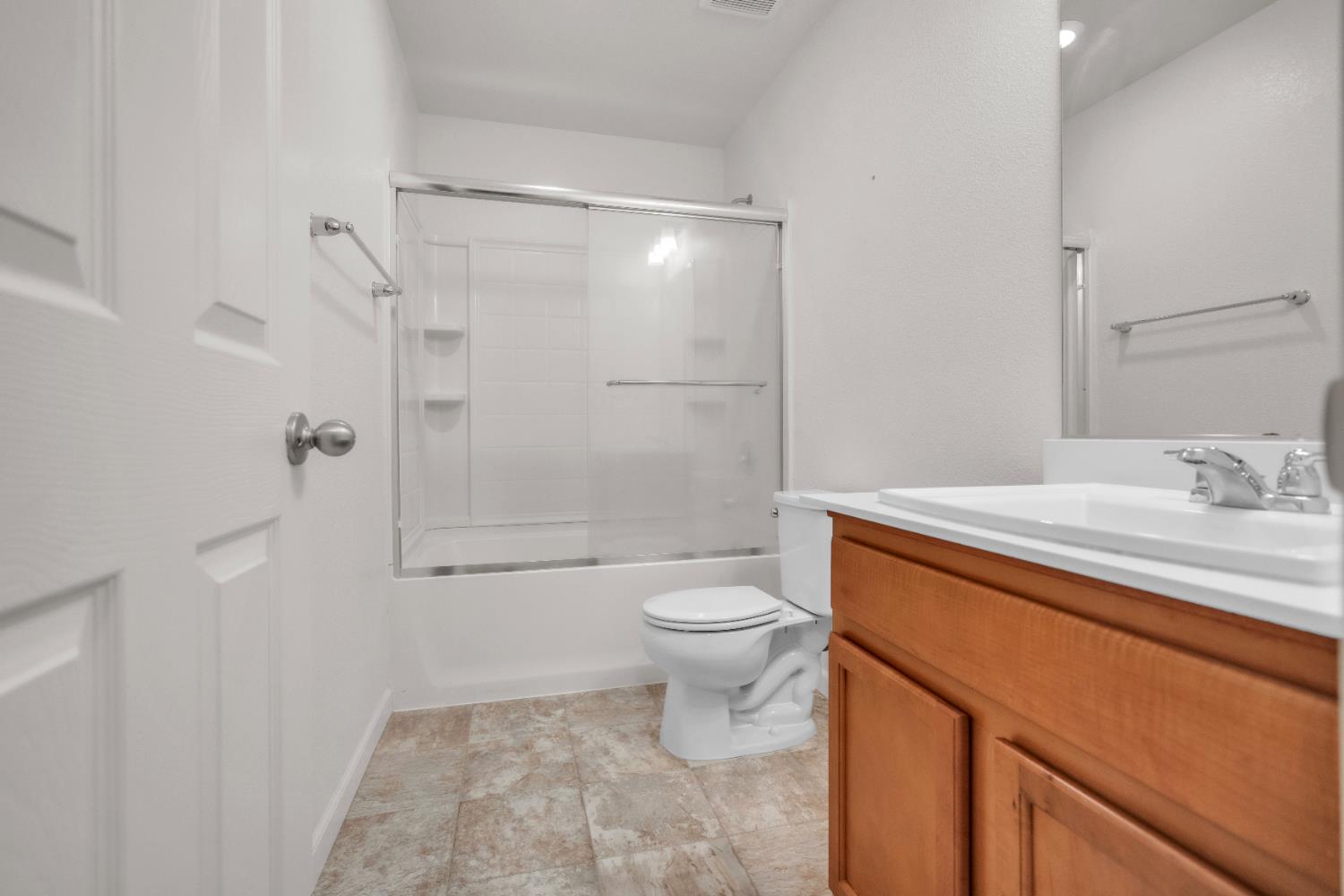 Detail Gallery Image 21 of 35 For 9934 Macabee Ln, Elk Grove,  CA 95757 - 3 Beds | 2/1 Baths