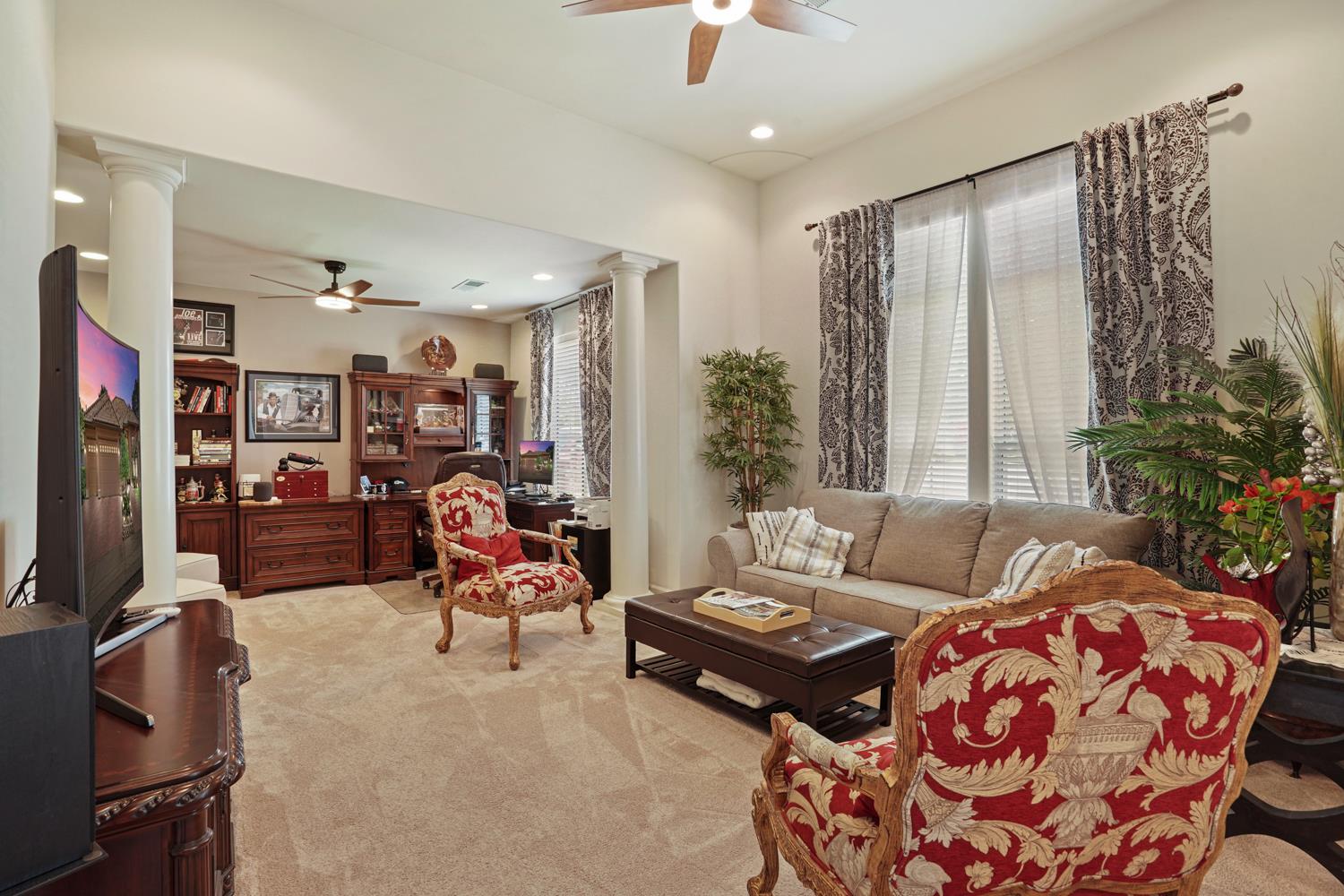 Detail Gallery Image 5 of 44 For 1109 Oak View Dr, Ione,  CA 95640 - 3 Beds | 3 Baths