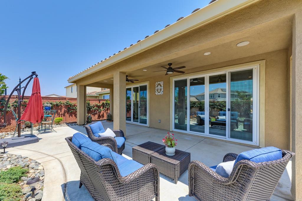 Detail Gallery Image 40 of 43 For 10309 Tempo Way, Elk Grove,  CA 95757 - 4 Beds | 3/1 Baths