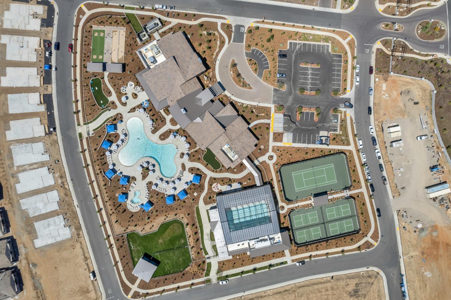 Detail Gallery Image 6 of 28 For 301 Trout Creek Ct, Lincoln,  CA 95648 - 2 Beds | 2 Baths