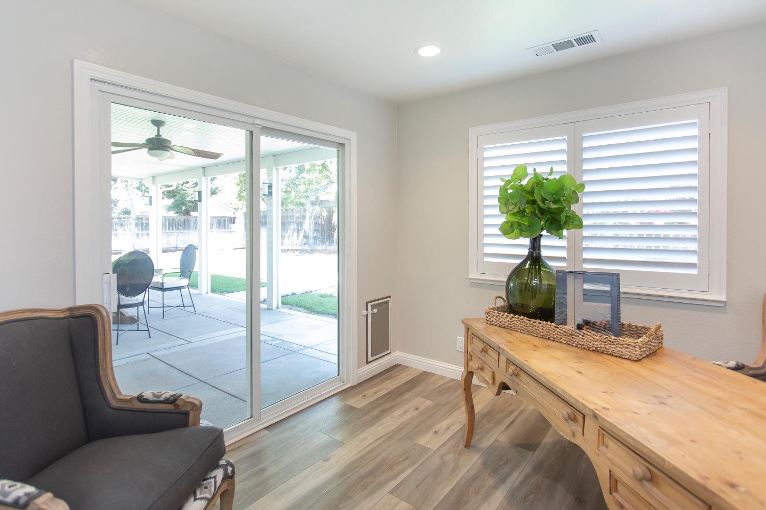 Detail Gallery Image 13 of 31 For 5542 Chancellor Way, Riverbank,  CA 95367 - 3 Beds | 2/1 Baths