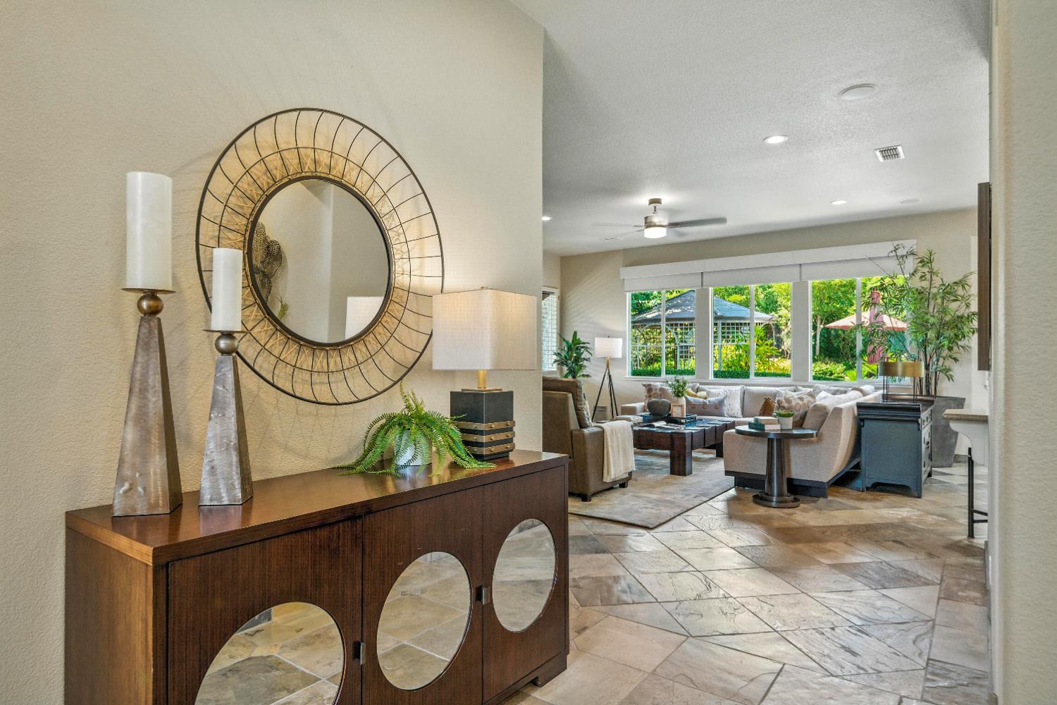 Detail Gallery Image 19 of 78 For 3001 Grasmere Cir, Roseville,  CA 95661 - 2 Beds | 2 Baths