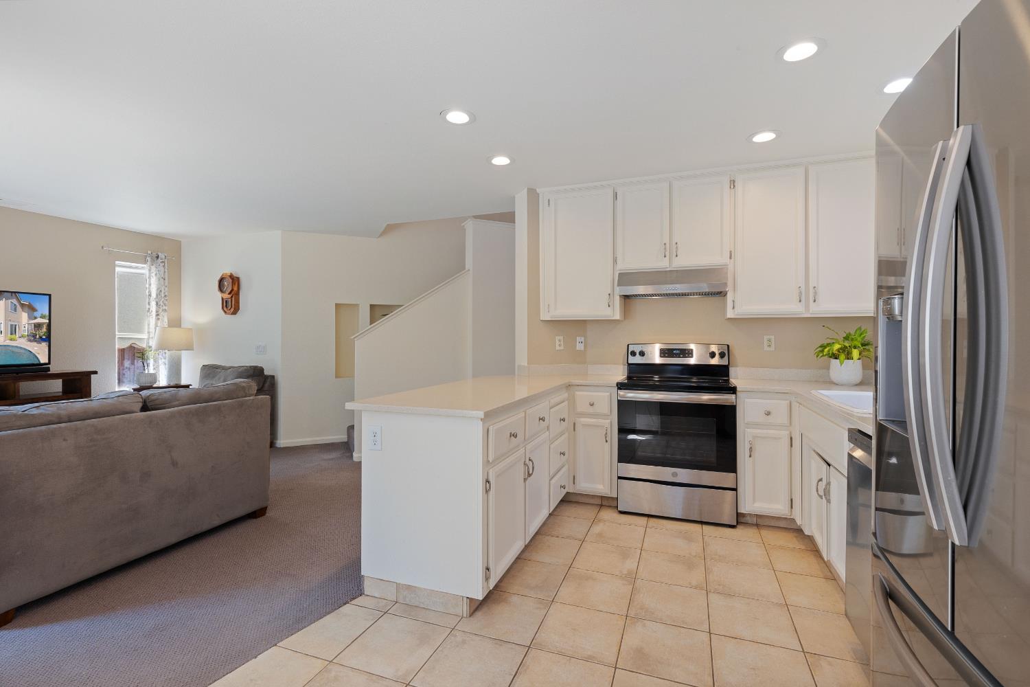 Detail Gallery Image 15 of 50 For 5623 Delano Way, Rocklin,  CA 95677 - 4 Beds | 3 Baths
