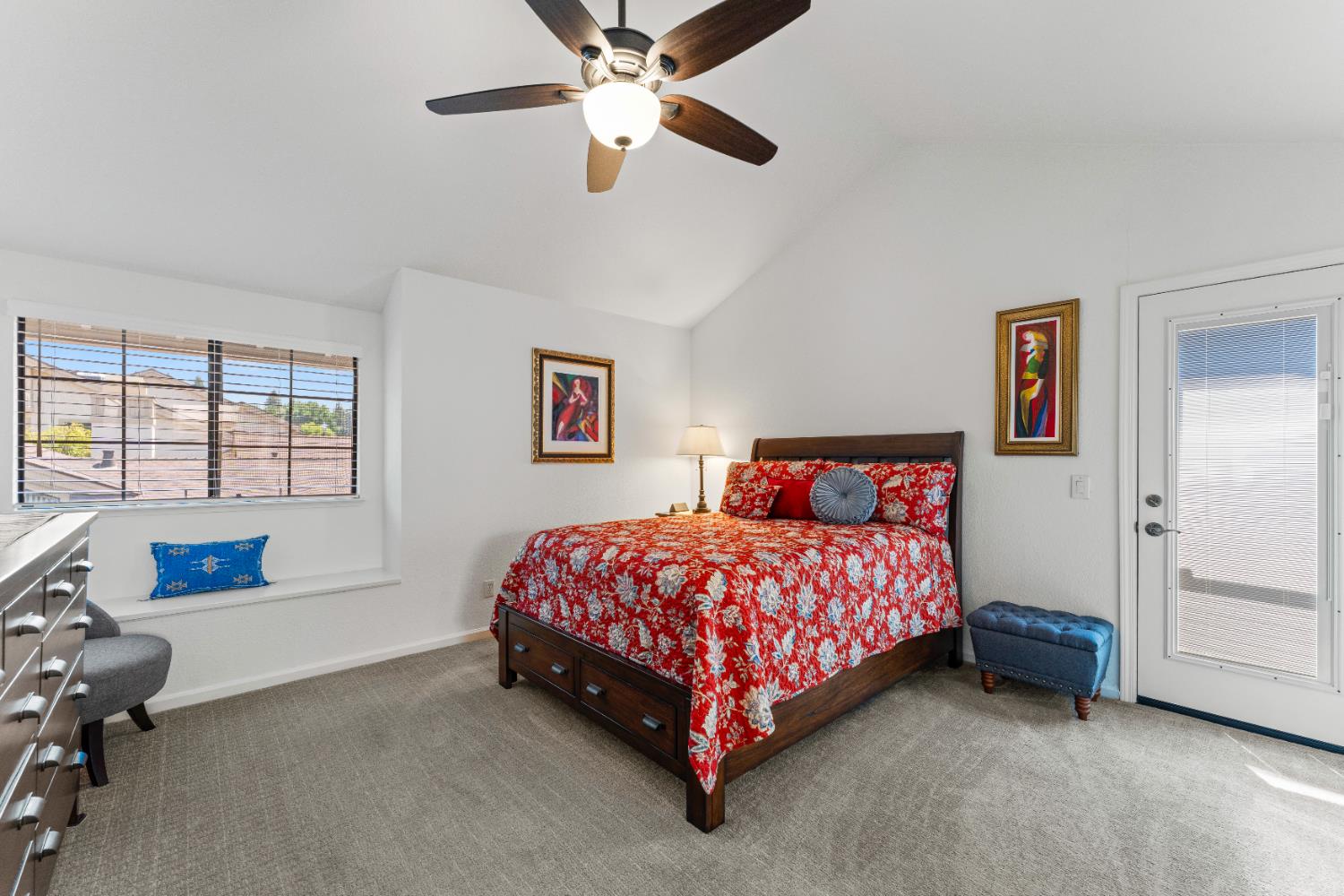 Detail Gallery Image 12 of 21 For 7522 Creekridge Ln, Citrus Heights,  CA 95610 - 3 Beds | 3 Baths