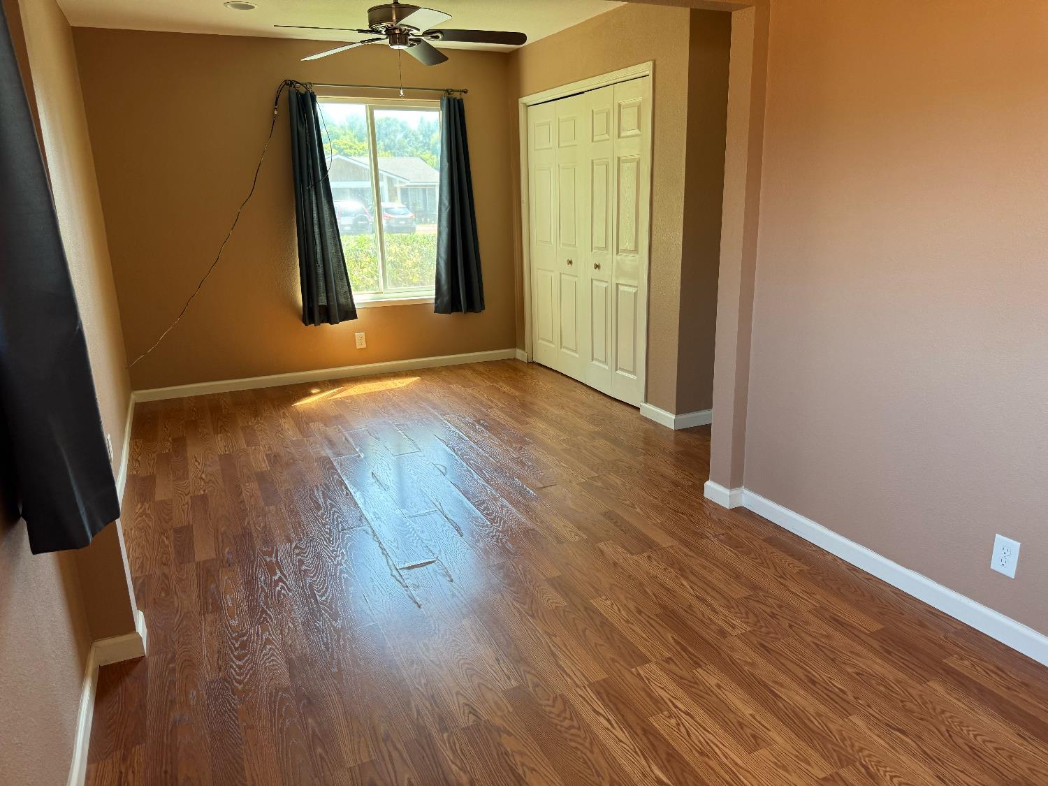 Detail Gallery Image 12 of 19 For 1353 Villa Dr, Merced,  CA 95340 - 3 Beds | 2 Baths